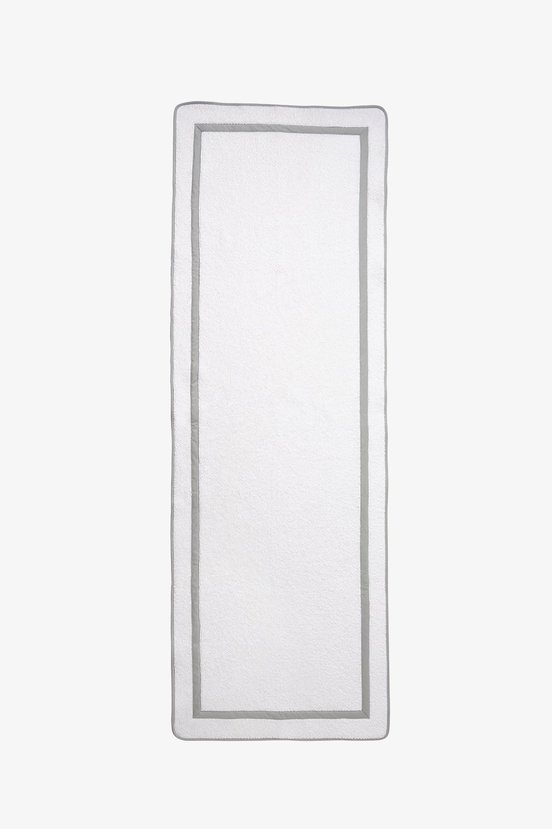 Gotham Bath Rug 25" x 72" in White/Pearl
